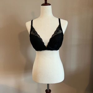 Victoria Secret Plunge bra, 34D black